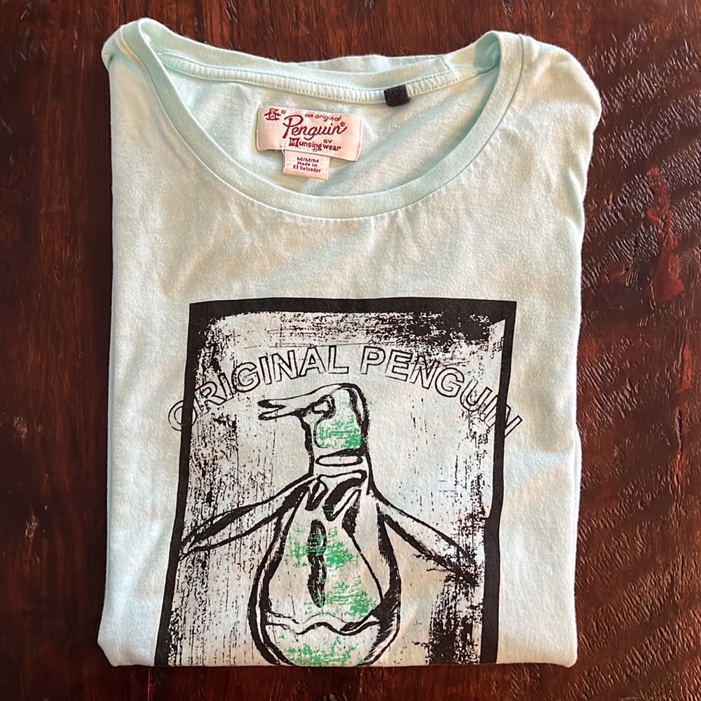 Original Penguin tshirt size medium